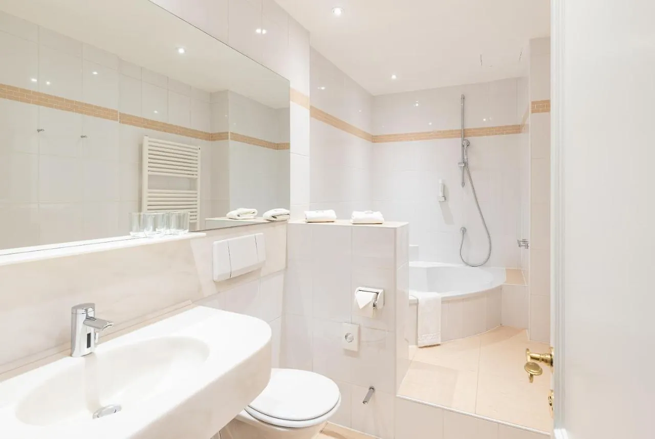Altstadthotel Wolf-Dietrich Salzburg 4*,  Austria