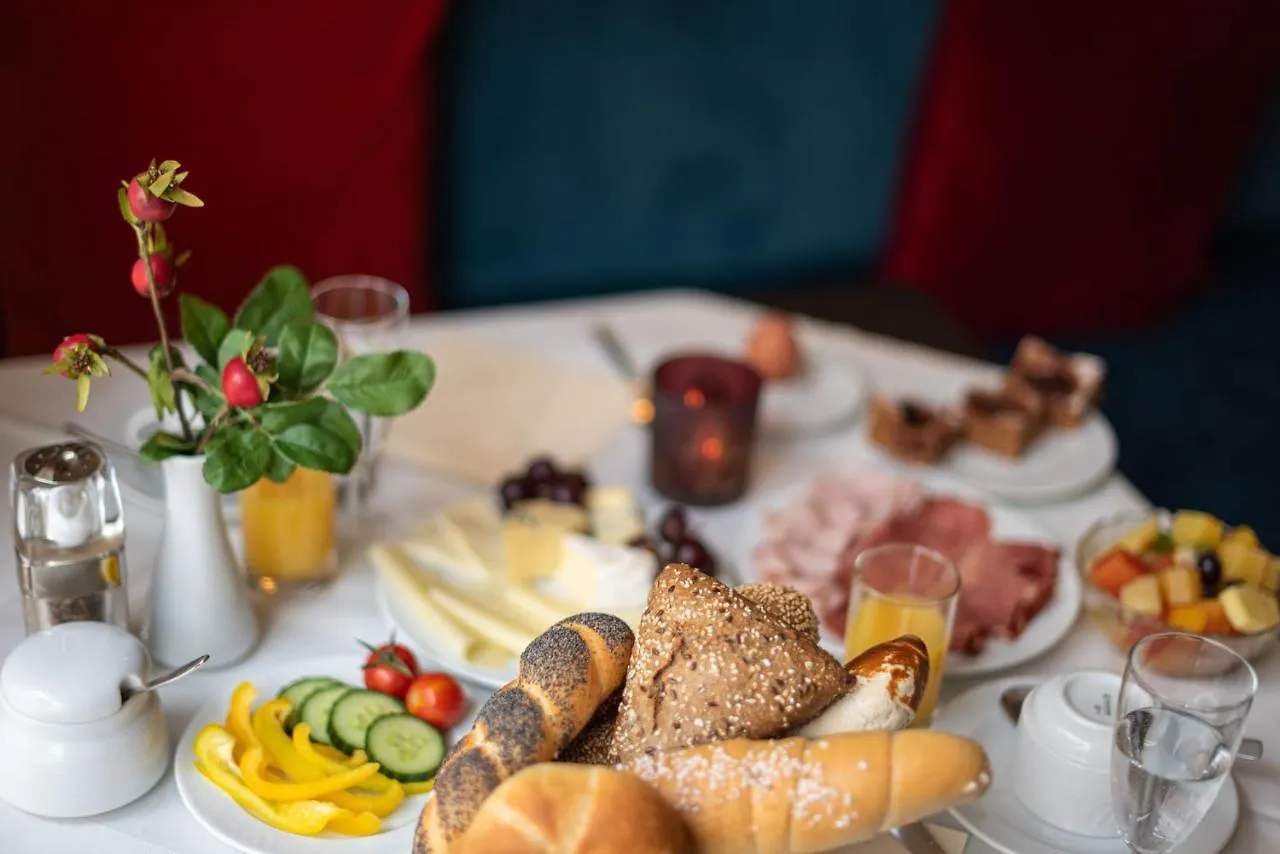 Altstadthotel Wolf-Dietrich Salzburg 4*,